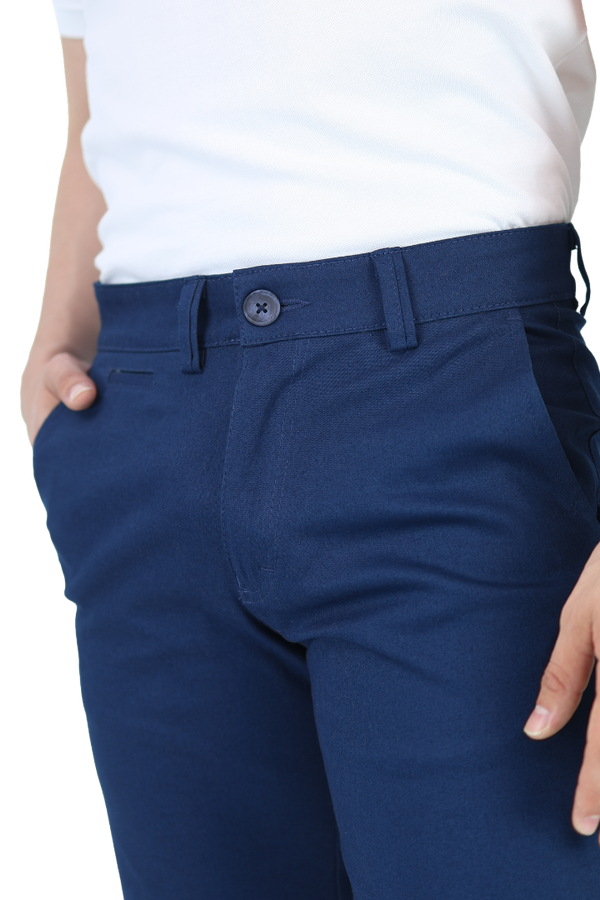 Bermuda Stretch Color Azul Plúmbago Slim Fit De Algodón Para Hombre