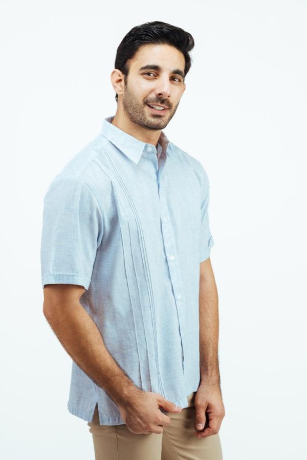 Camisa Tipo Guayabera Azul Jaspe Manga Corta Con Alforzas Para Hombre